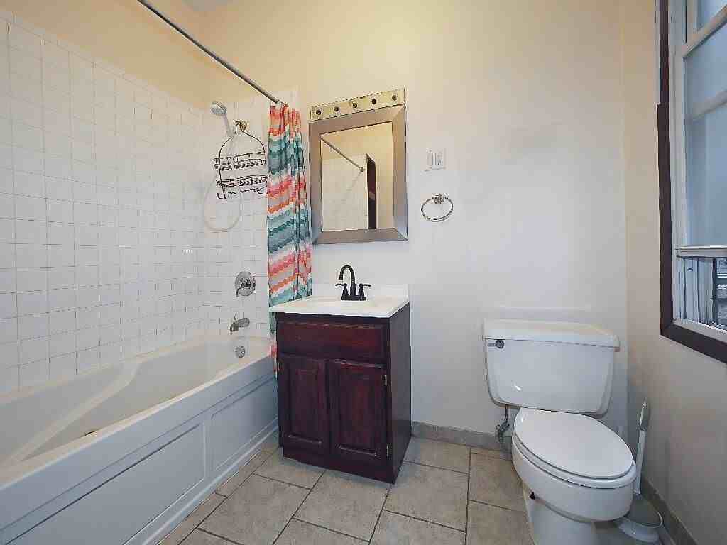 4536 N Greenview Ave ##2n - Photo 5 of 17