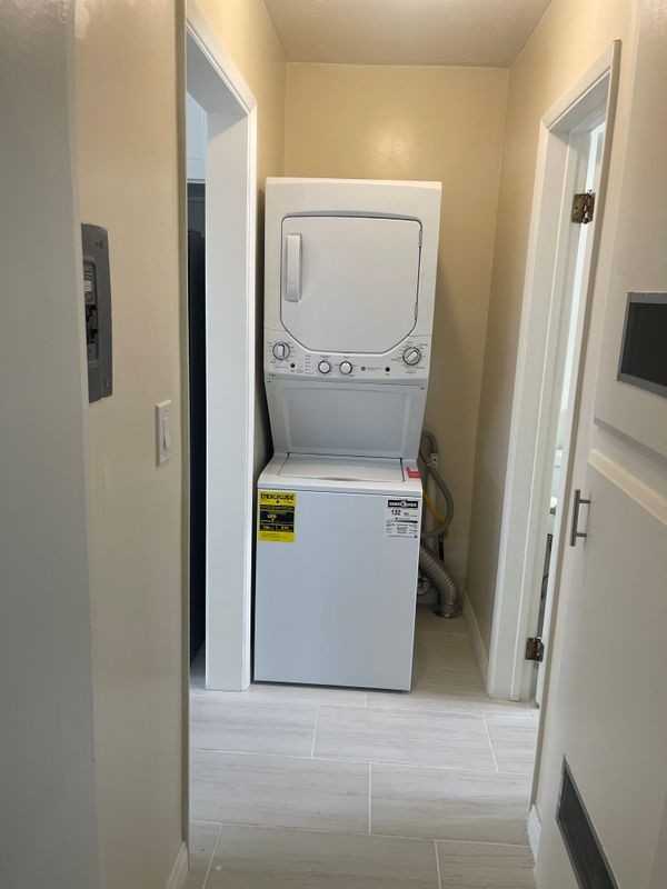 213 Avenida Rosa ##B - Photo 6 of 9