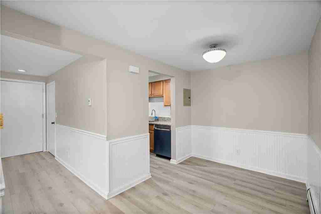50 Carnation St ##6 - Photo 5 of 20