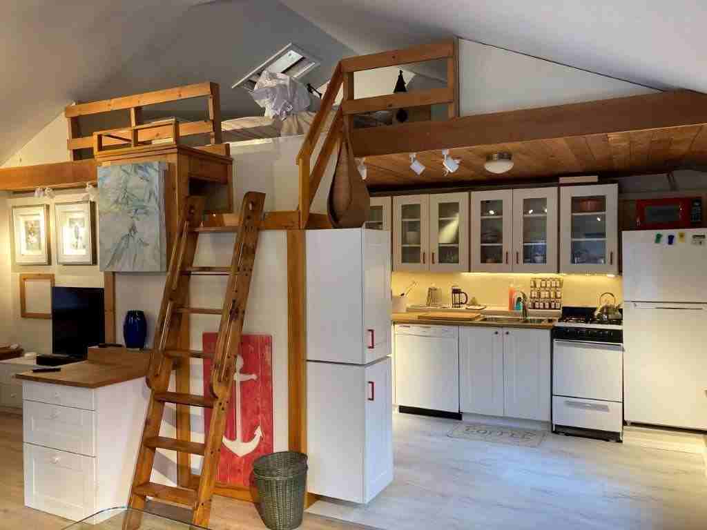 210 Prospect Hill Rd - Photo 5 of 10