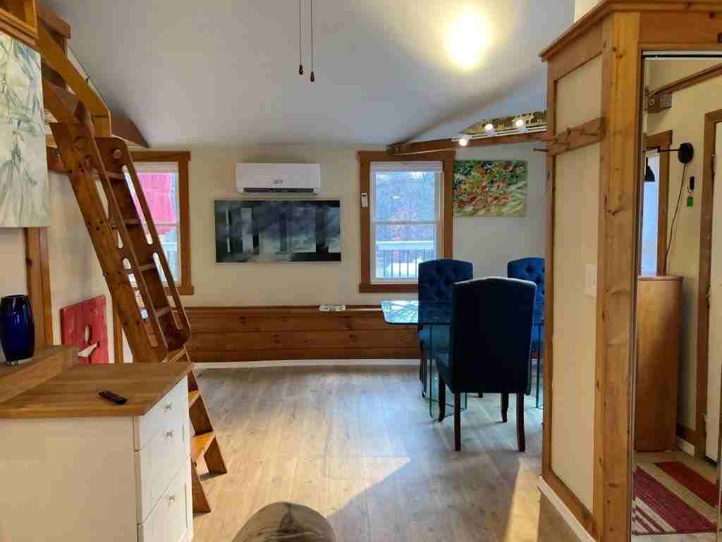 210 Prospect Hill Rd - Photo 6 of 10