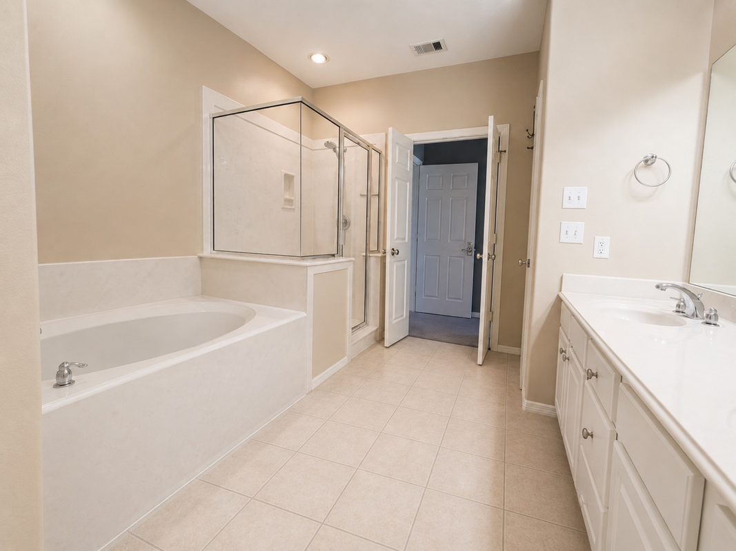 2409 Deerwood Ct - Photo 6 of 32