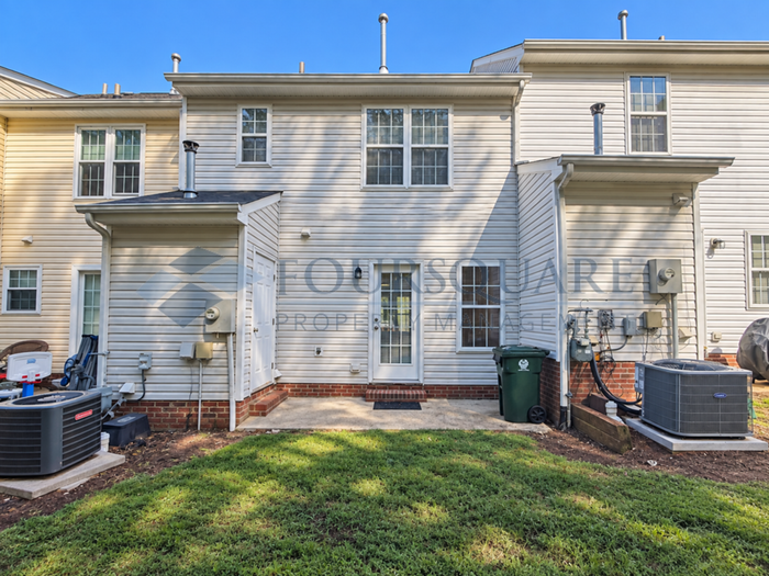 1606 Briarmont Ct - Photo 2 of 28