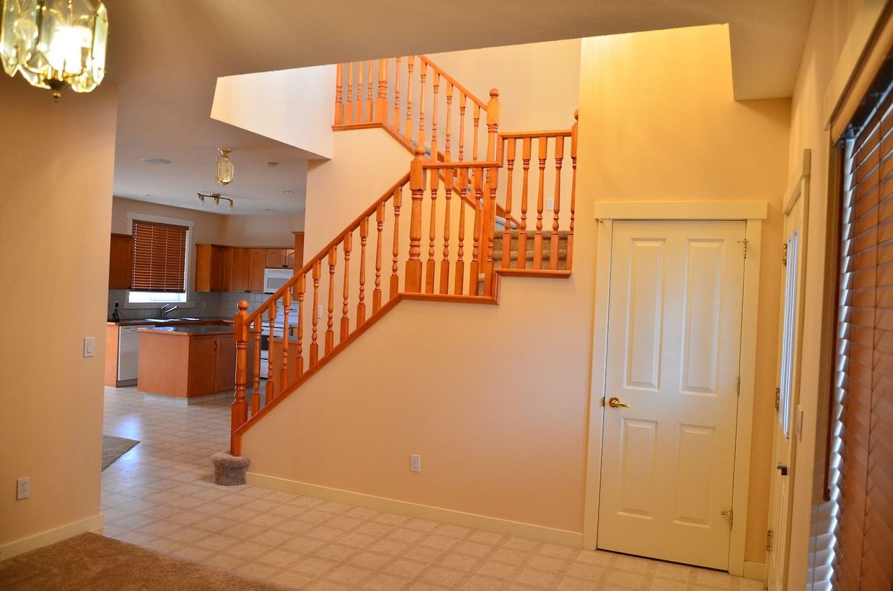 104 Evergreen Sq Sw - Photo 5 of 33