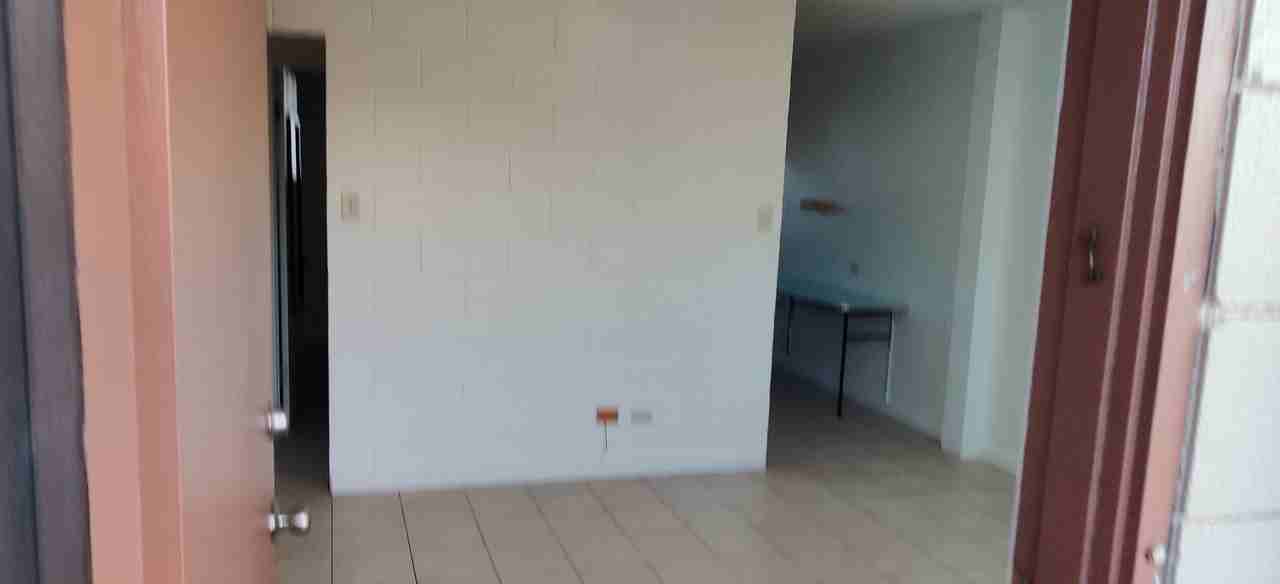 22 Iliahi St #304 - Photo 2 of 17