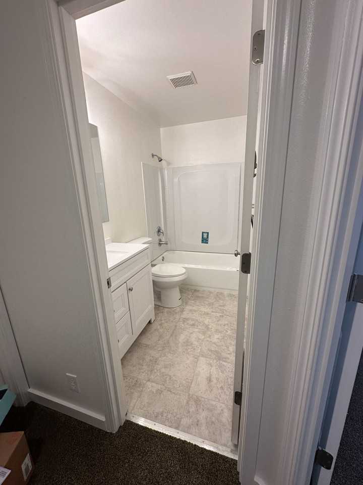 903 Smith St #NA - Photo 2 of 18