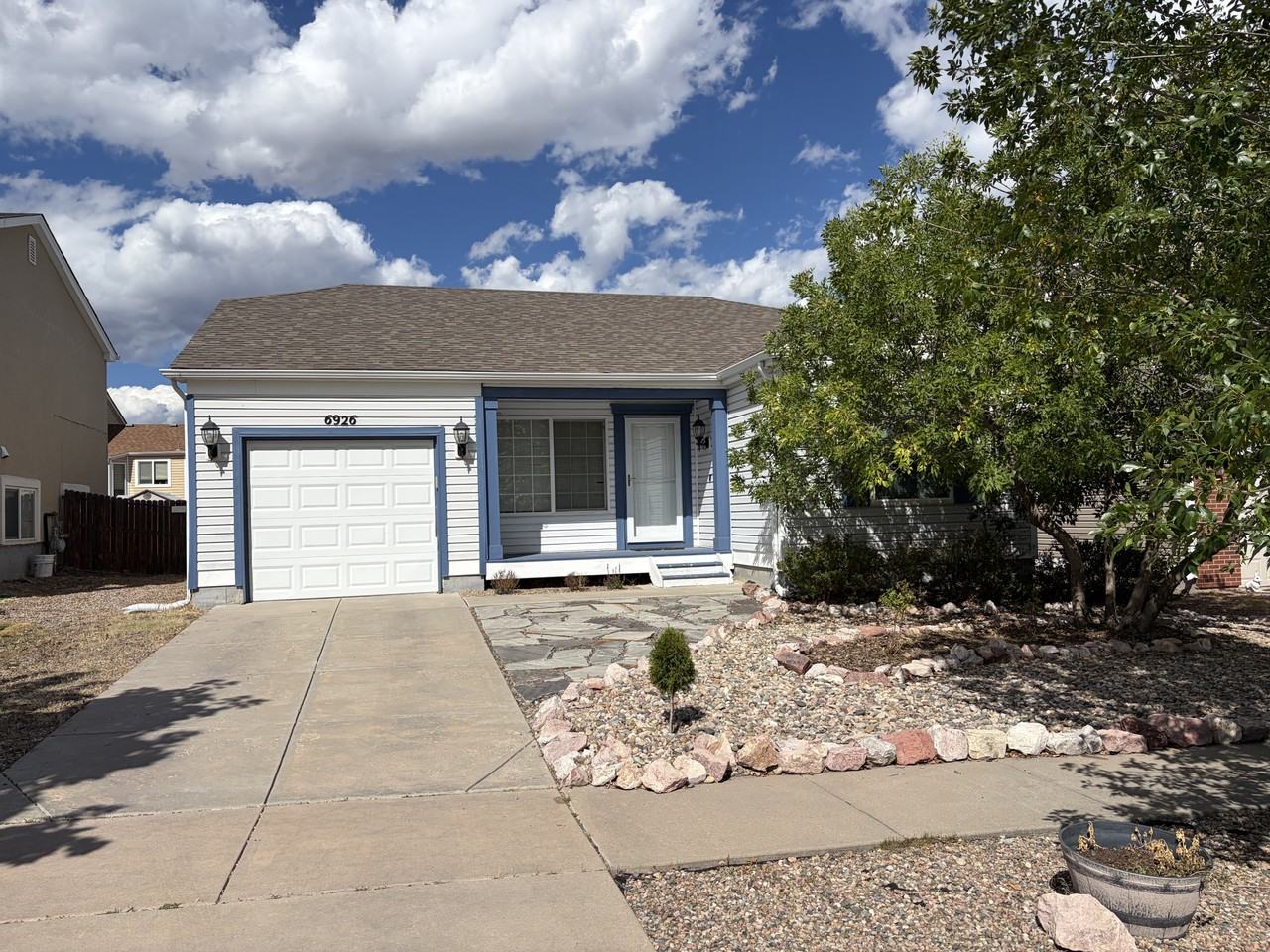 6926 Summer Grace St #NA - Photo 2 of 39