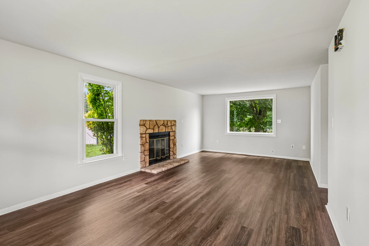 56 Jefferson Dr #NA - Photo 2 of 18
