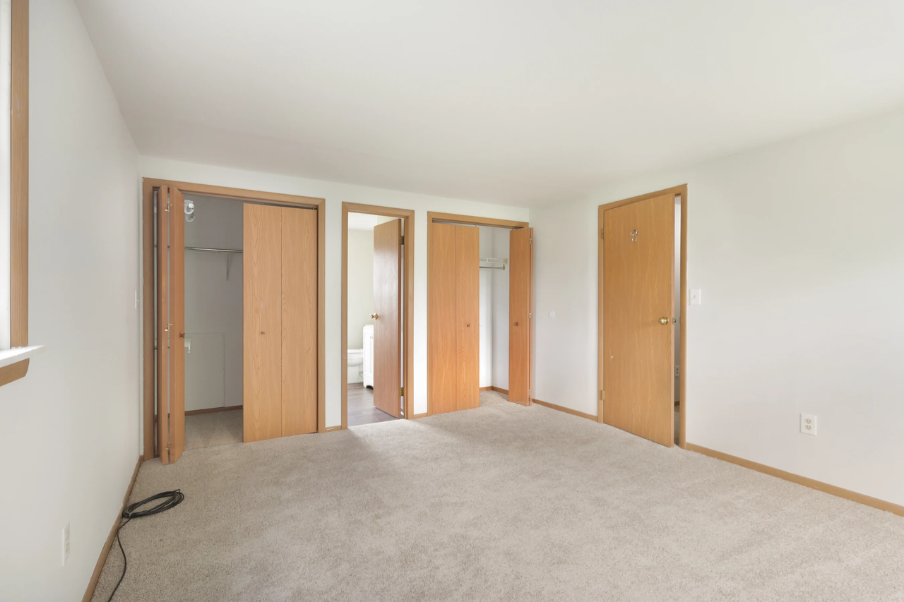 56 Jefferson Dr #NA - Photo 6 of 18