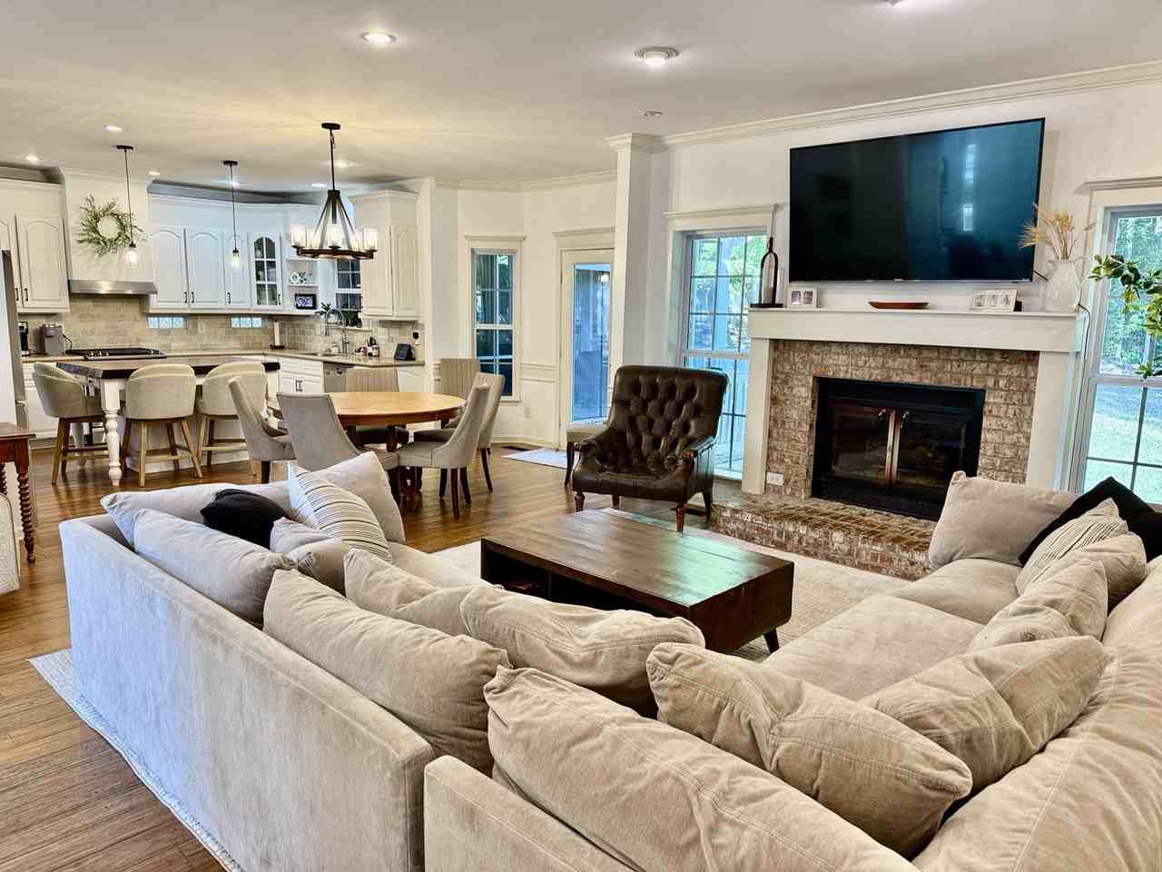 3904 Signature Ct #NA - Photo 5 of 35