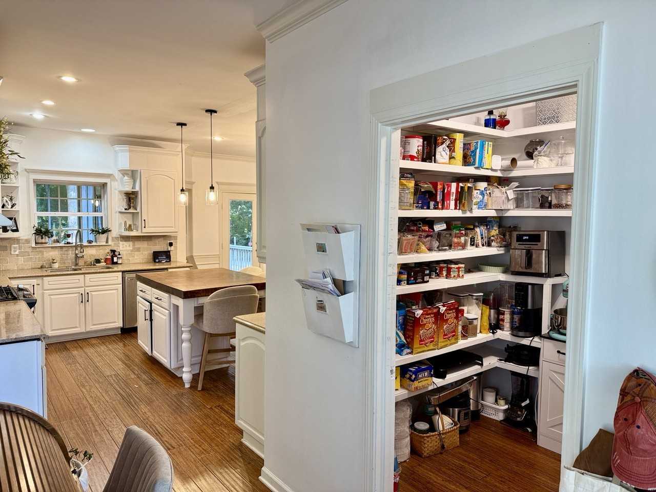3904 Signature Ct #NA - Photo 6 of 35