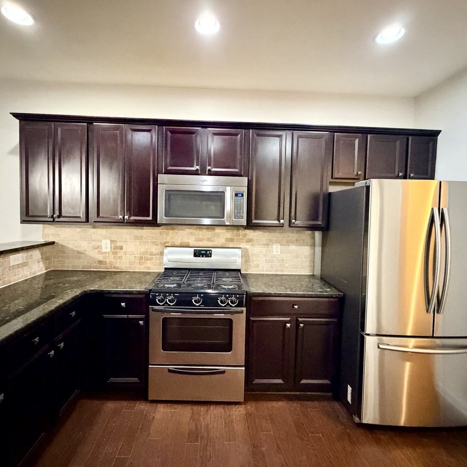 6035 Falls Landing Dr #NA - Photo 7 of 24