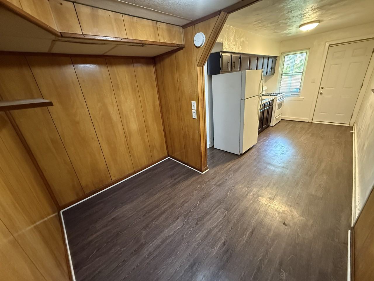 335 Hemlock Dr - Photo 6 of 6