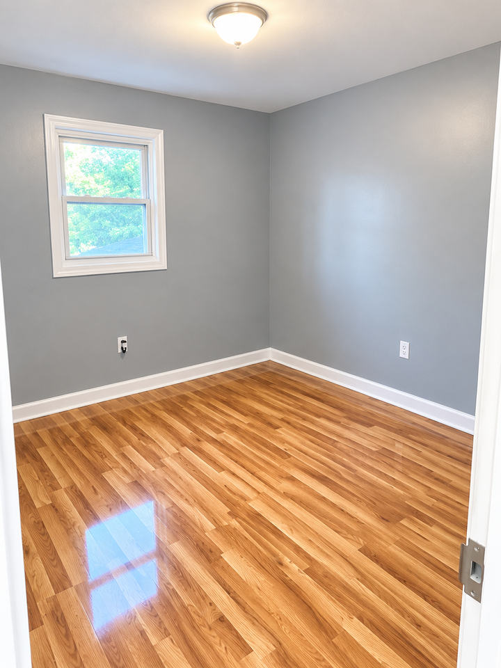 364 N Grove St #3 - Photo 3 of 4