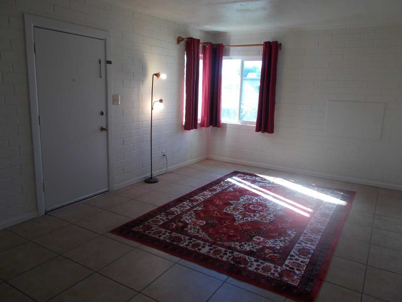 4335 N 15th Ave #9 - Photo 6 of 16