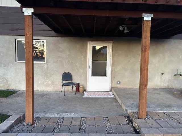 335 S Main St - Photo 2 of 11