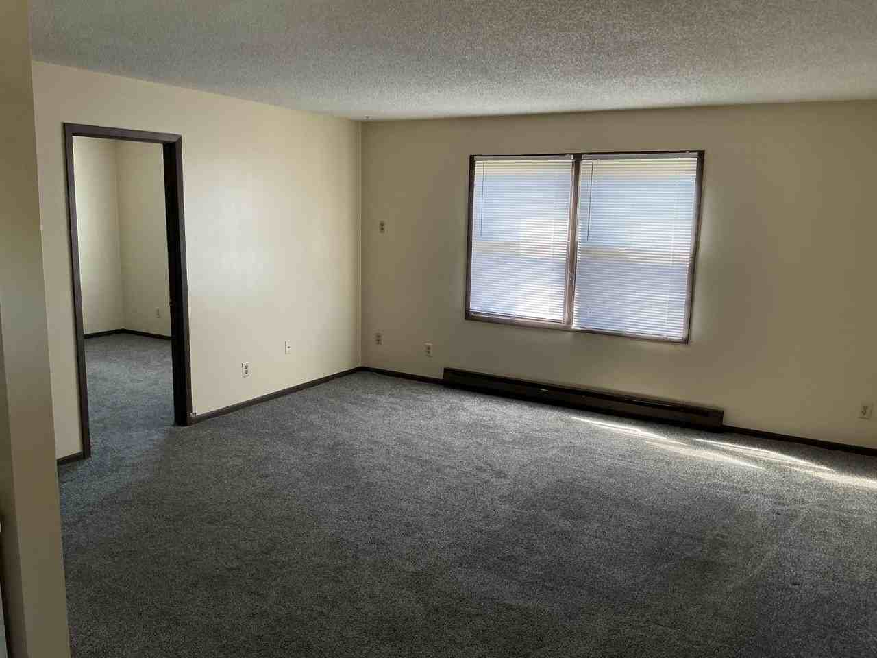 320 Micheels Ln - Photo 4 of 10