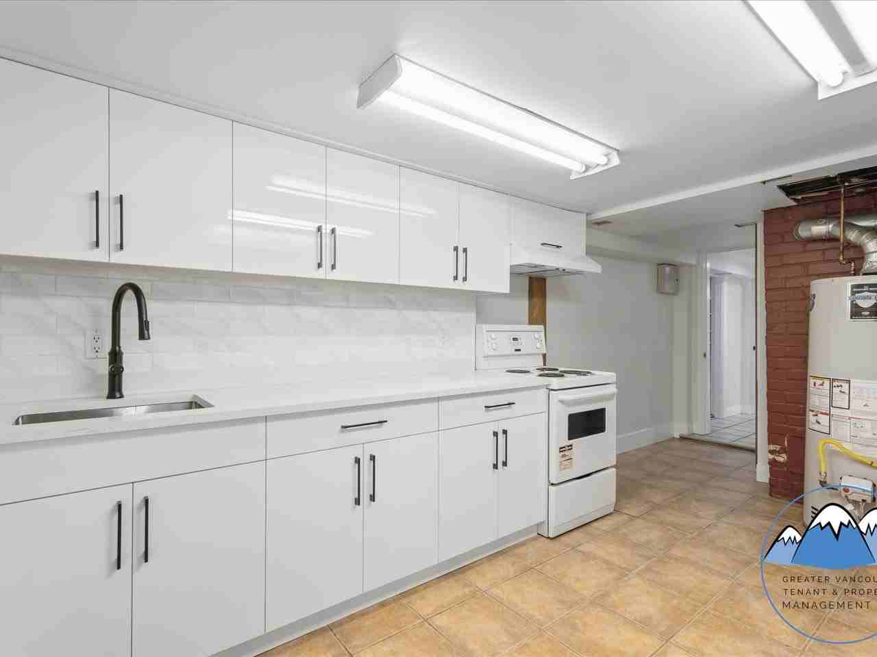 4170 Inverness St - Photo 2 of 20