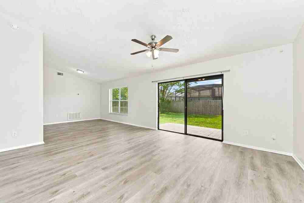12020 Sula St - Photo 4 of 16