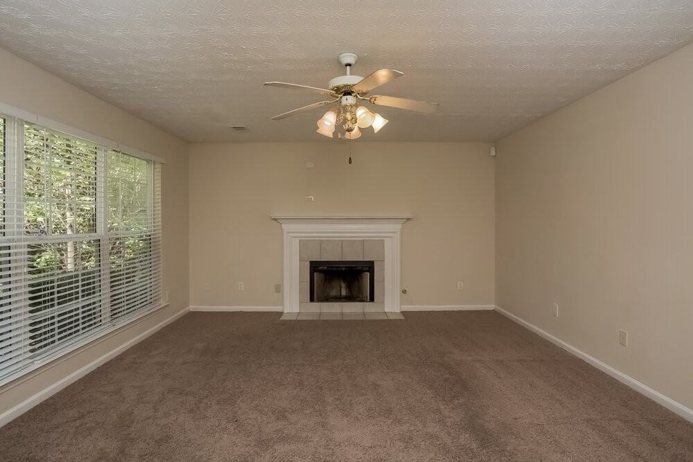 3982 Laurel Bend Ct - Photo 4 of 15