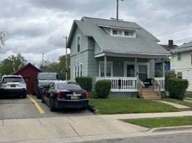 215 Linden St #1 - Photo 1 of 1