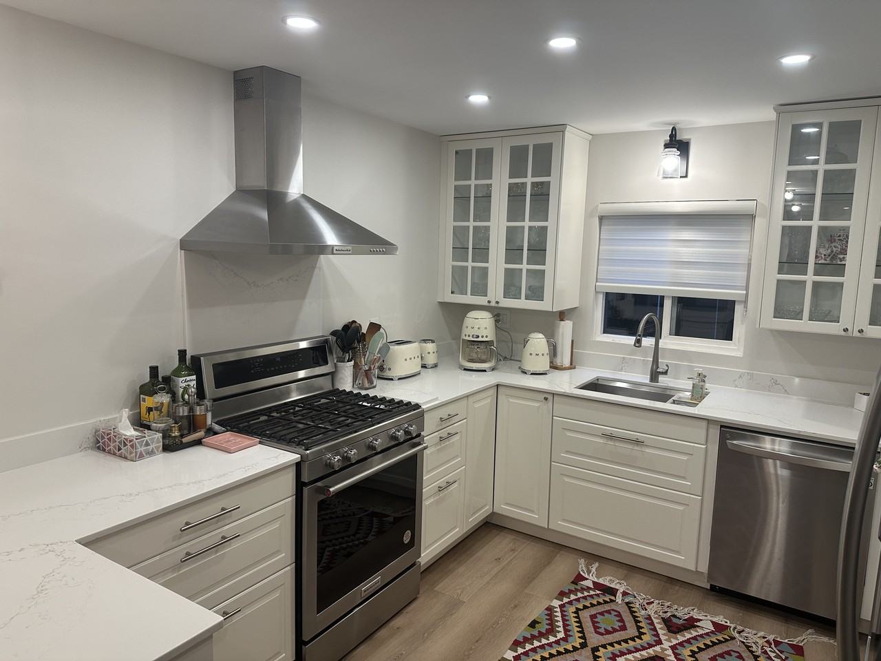 2481 Berkley Avenue - Photo 6 of 29