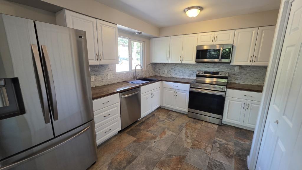 540 E 2800 N - Photo 3 of 14