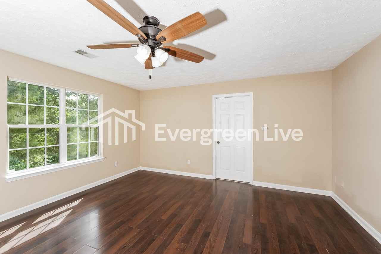 5370 Red Valley Rd - Photo 3 of 15