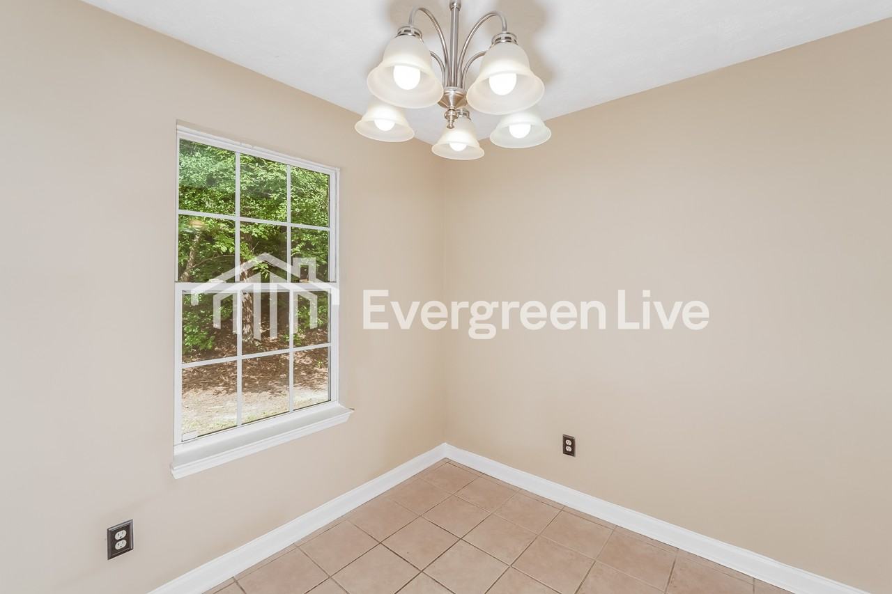 5370 Red Valley Rd - Photo 4 of 15