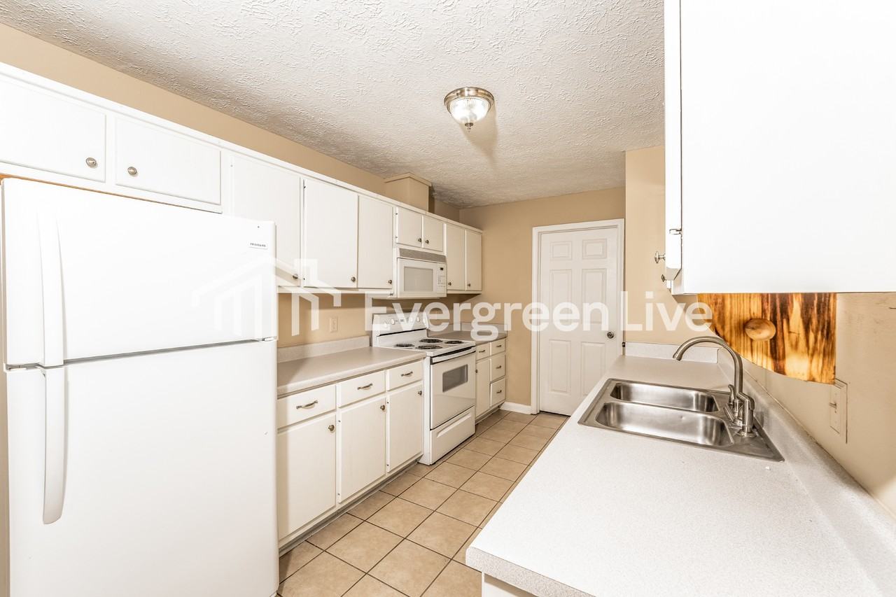 5370 Red Valley Rd - Photo 6 of 15