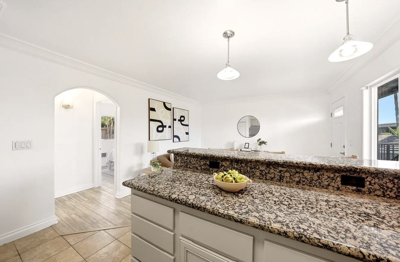 N Mollison Ave - Photo 7 of 16