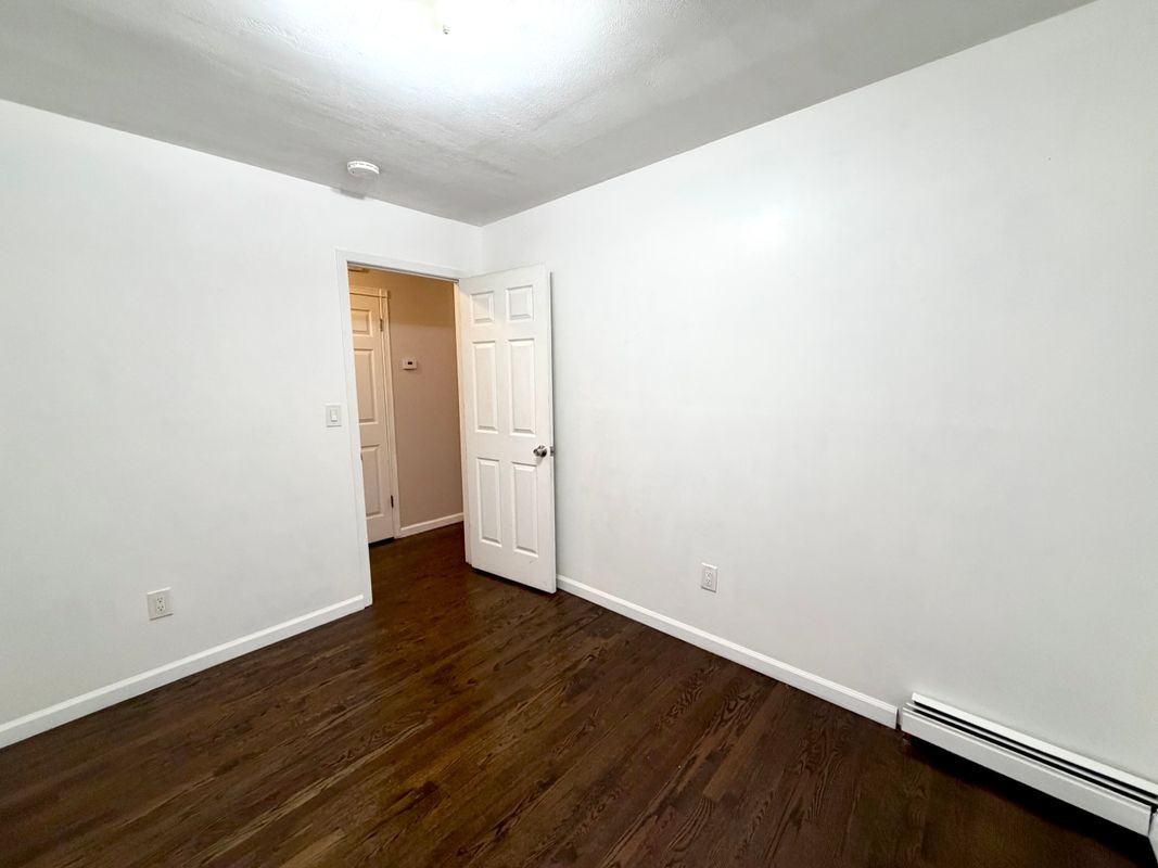 192 N 21st St ##2 - Photo 7 of 20