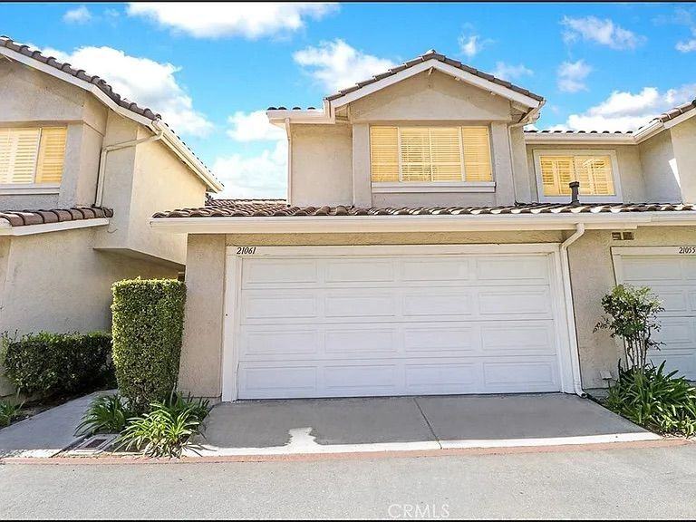 21061 Jenner - Photo 4 of 5