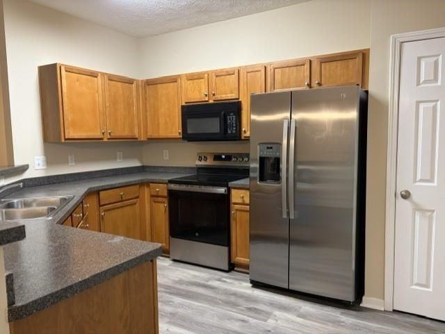 226 Ridge Mill Dr - Photo 4 of 26