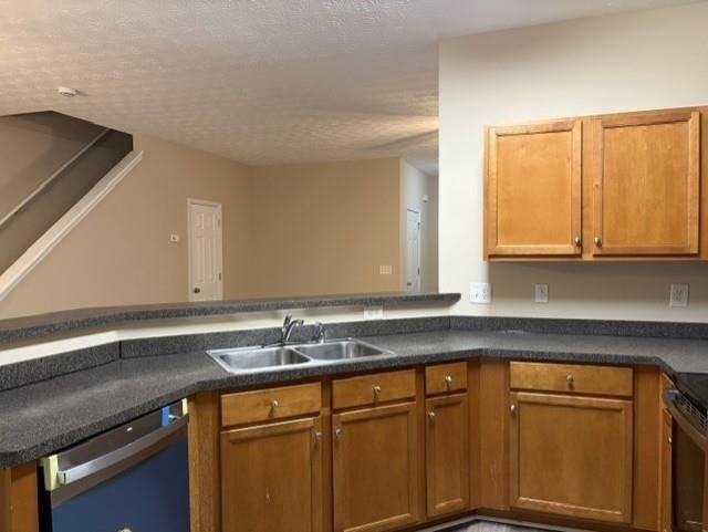 226 Ridge Mill Dr - Photo 5 of 26