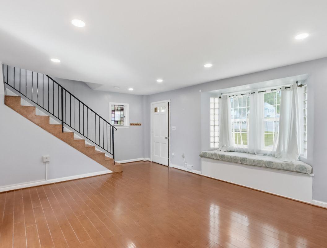 8338 Philadelphia Rd - Photo 2 of 34