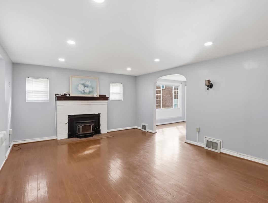 8338 Philadelphia Rd - Photo 3 of 34