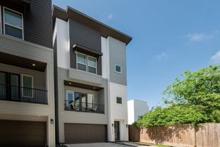 3030 Live Oak St - Photo 1 of 1