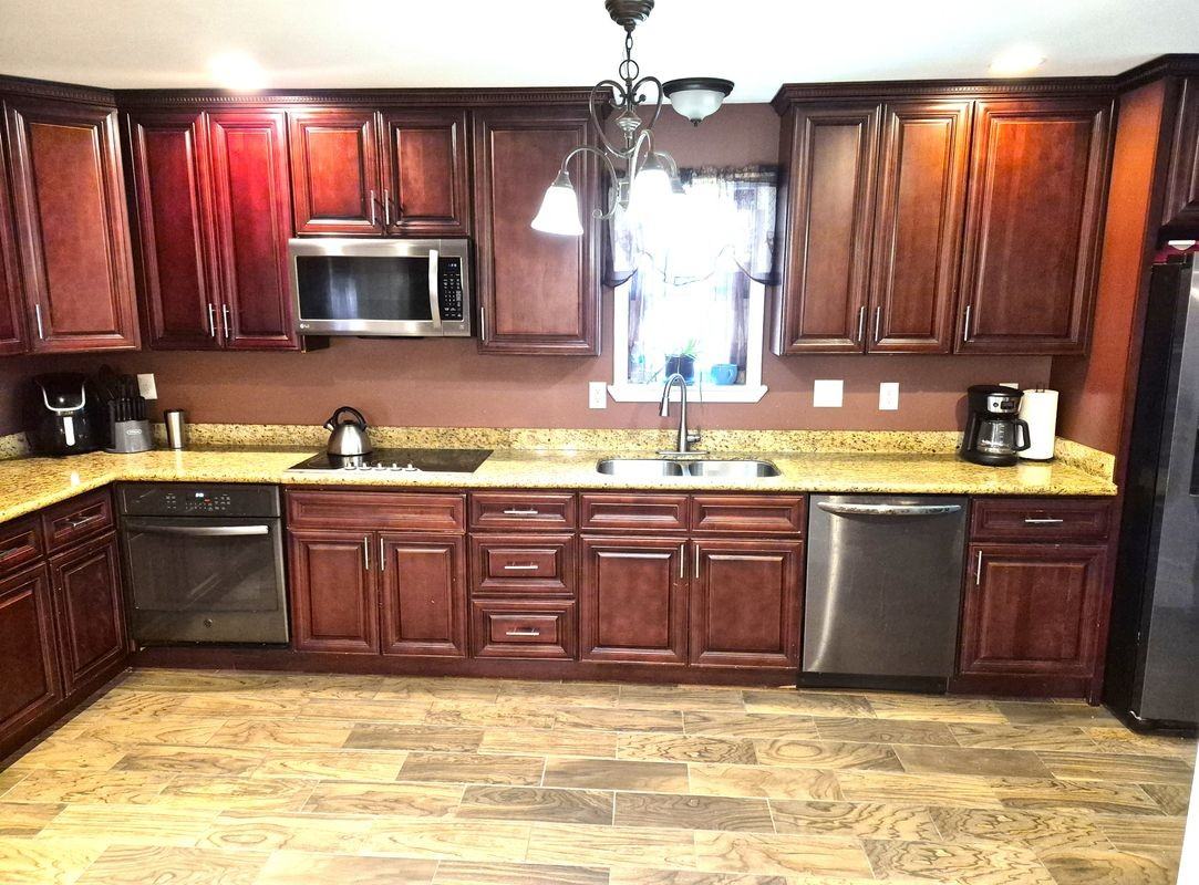 1830 Halsey Ave - Photo 3 of 8