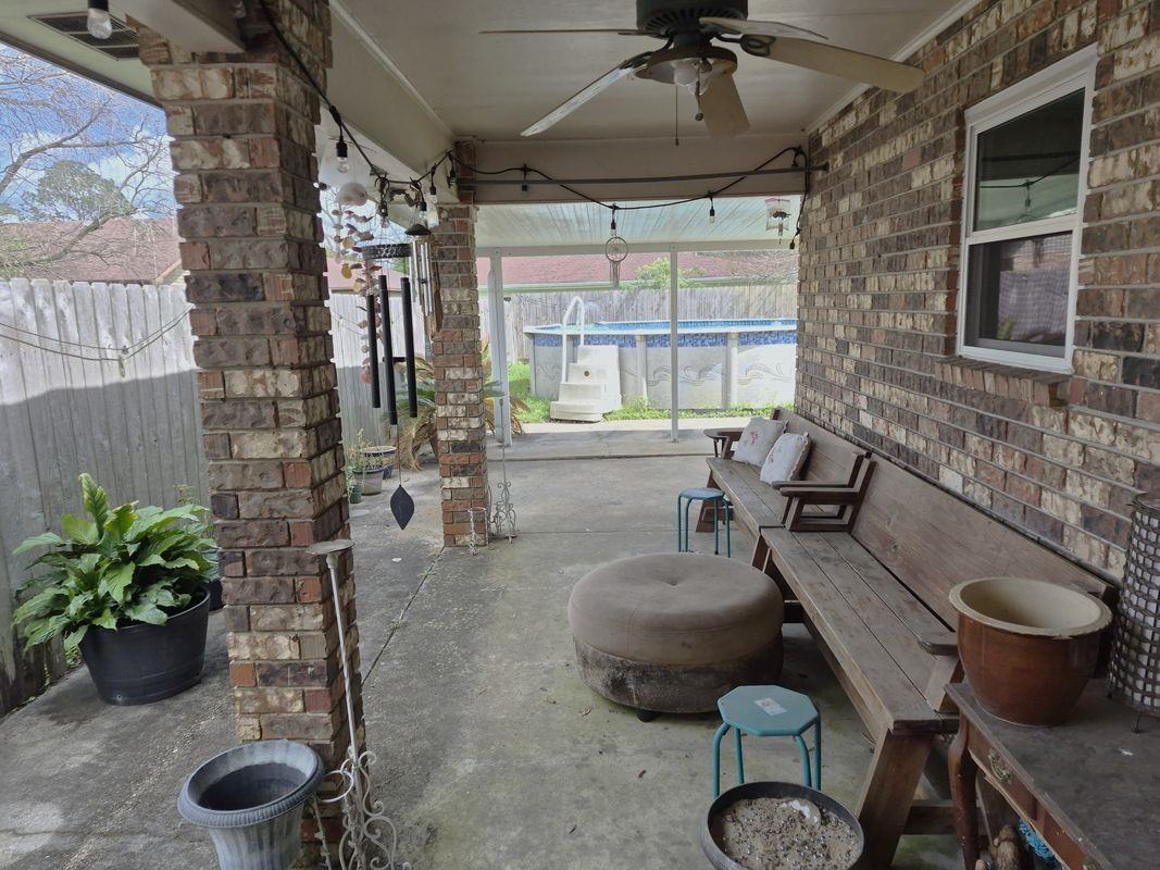 1830 Halsey Ave - Photo 7 of 8