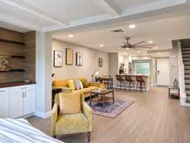 255 Paradise Blvd - Photo 1 of 1
