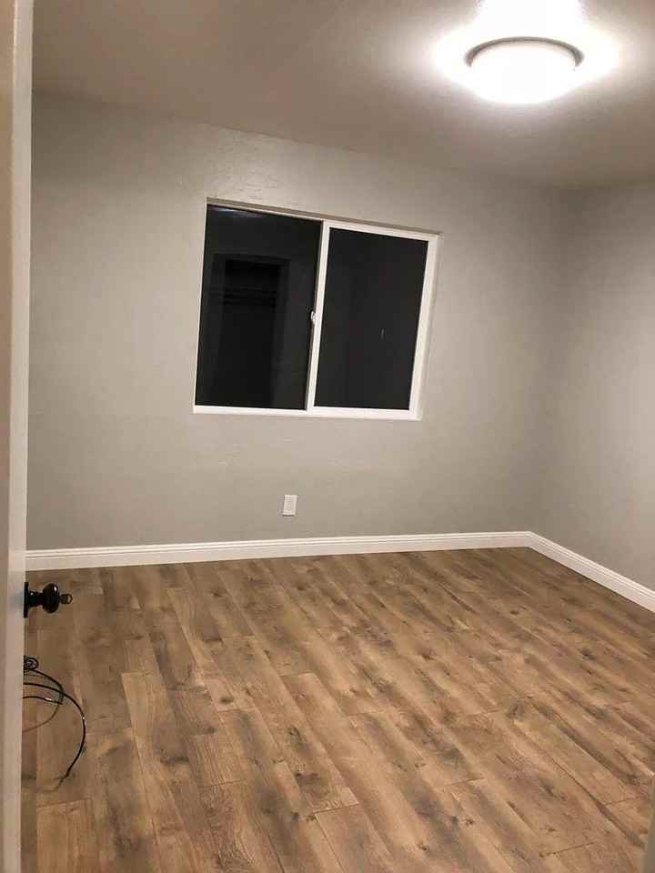 381 Peoria St #3 - Photo 7 of 10
