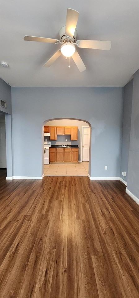 3501 Iowa Ave - Photo 2 of 7