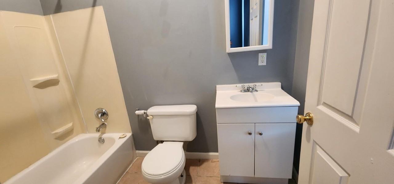 3501 Iowa Ave - Photo 4 of 7