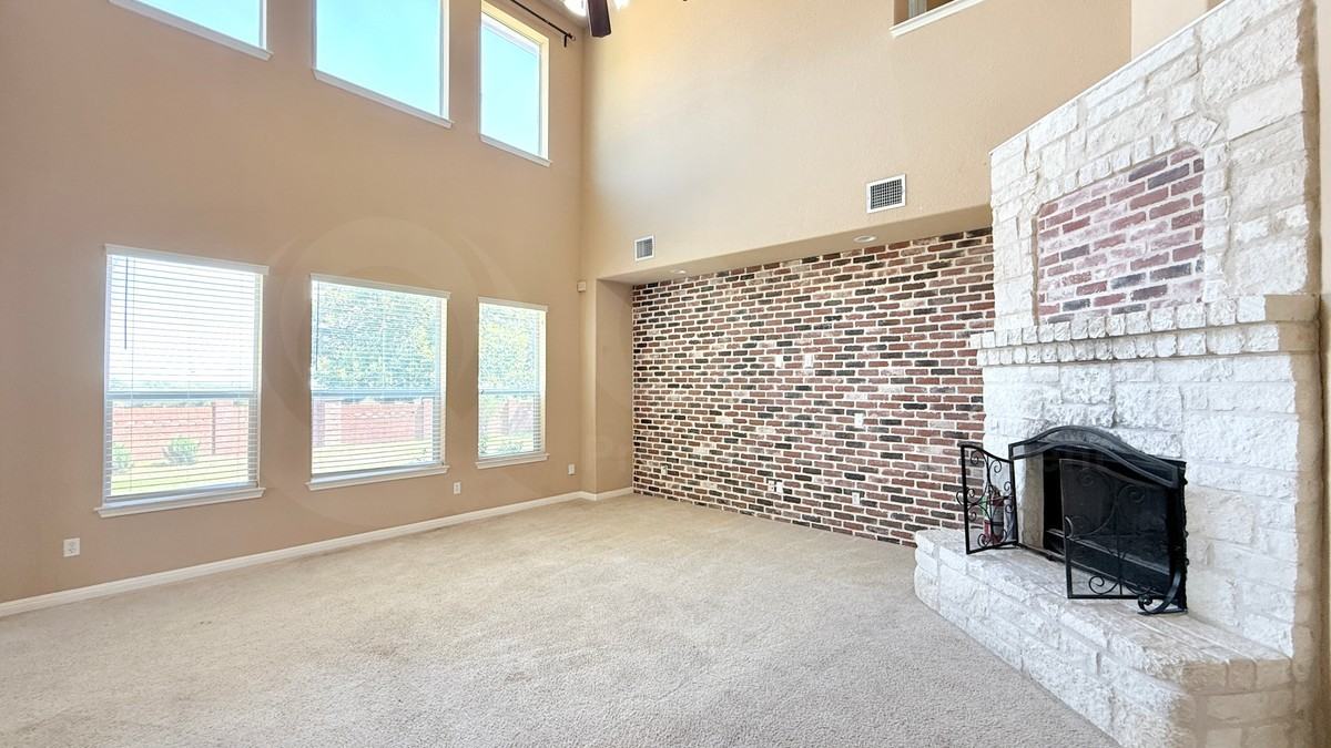 2110 Reston Cv - Photo 6 of 40