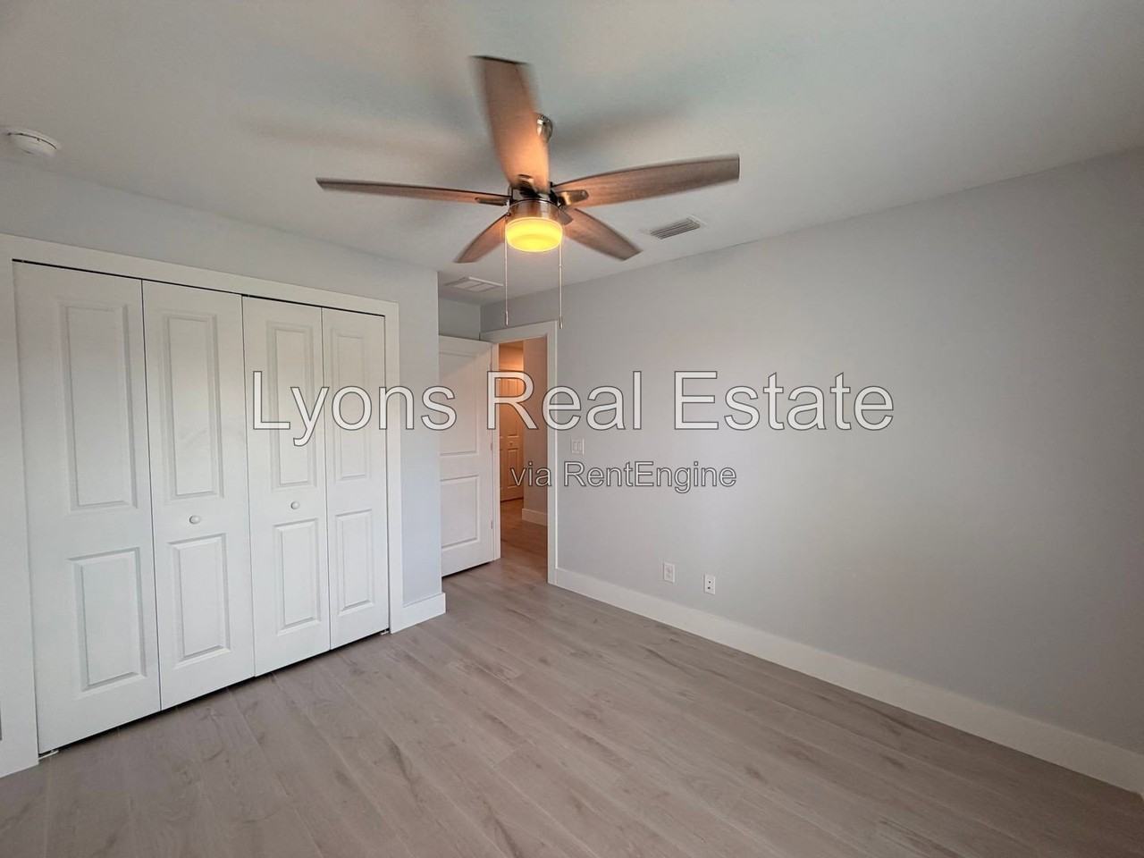 231 Sw 47th Ter - Photo 7 of 30