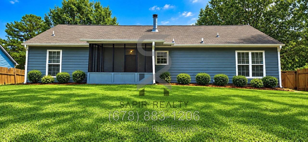 3040 Garnet Way - Photo 3 of 5