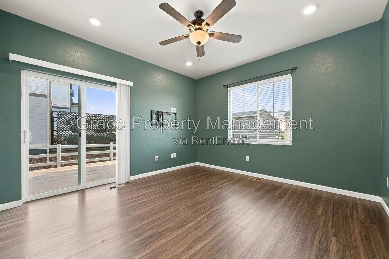 5332 Blue Lunar Ln - Photo 4 of 46