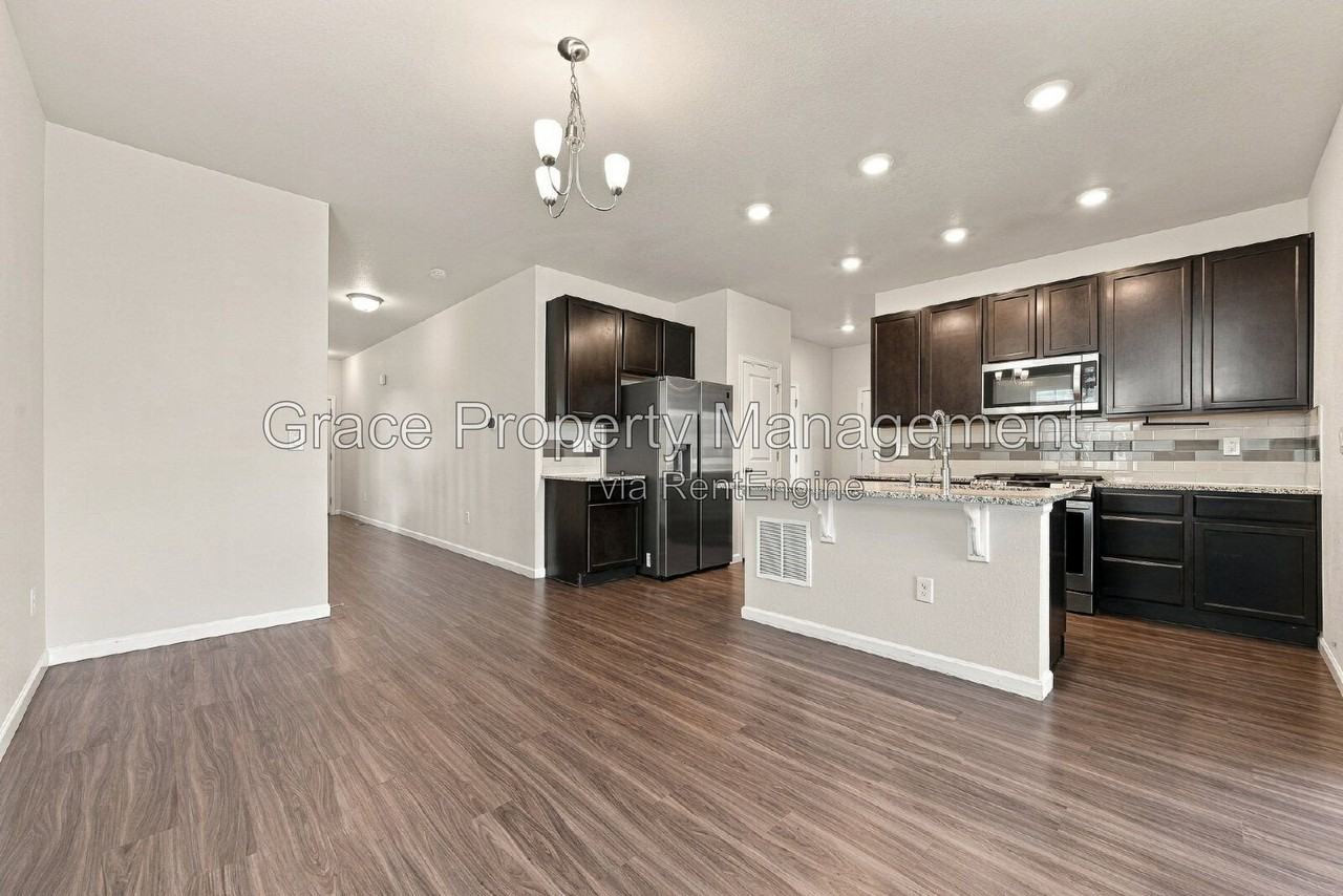 5332 Blue Lunar Ln - Photo 3 of 46