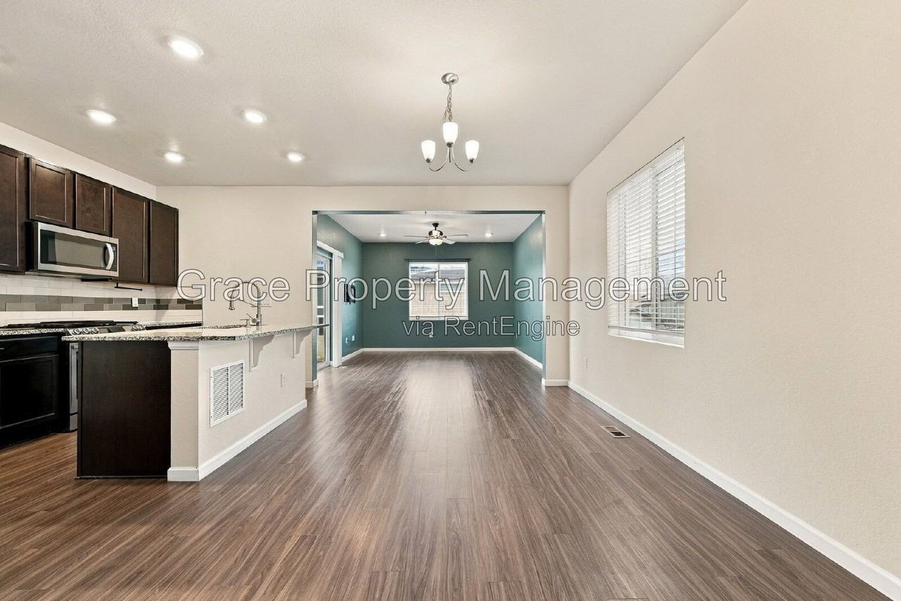 5332 Blue Lunar Ln - Photo 6 of 46